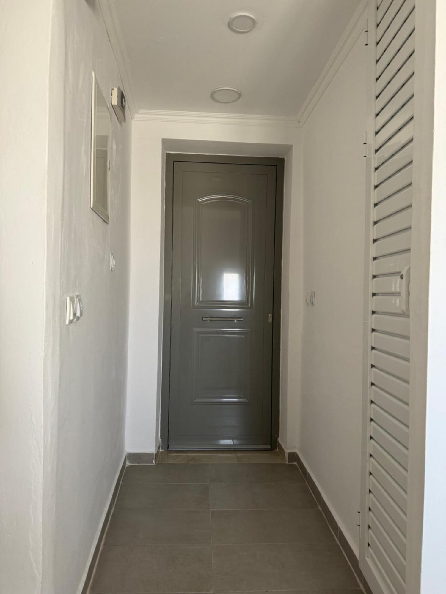 Instyle Zakynthos Town Apartment エクステリア 写真